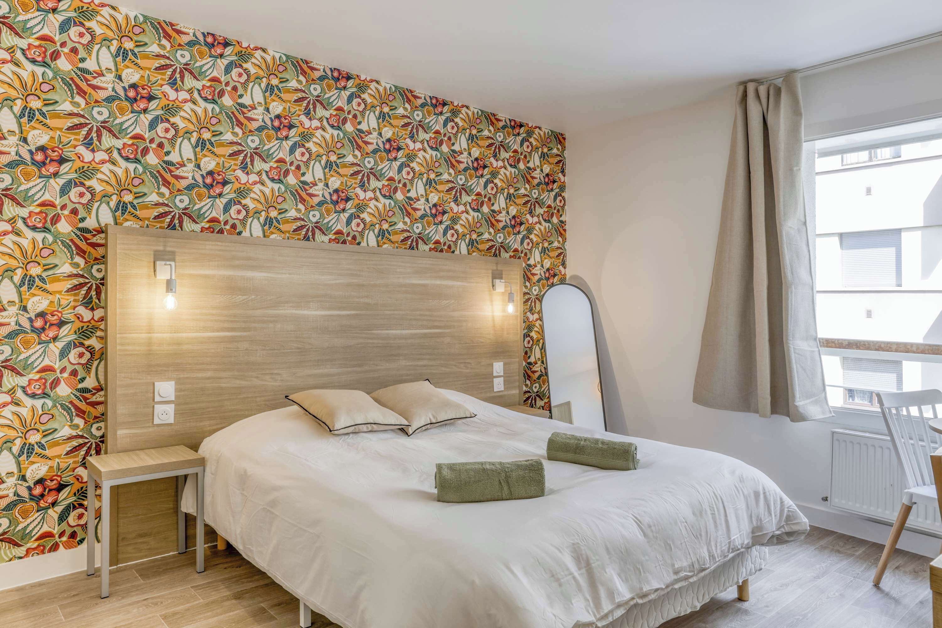 1 室のベッドルーム、デスク、アイロン / アイロン台、WiFi