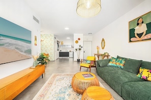 Apartment, Beach View | Living area