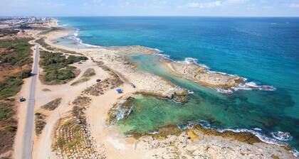 Achziv Chic Beach Haven by Sea N' Rent