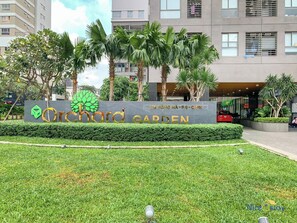 Front of property - Nice Apartments near Tan Son Nhat Airpot (Ho Chi Minh City)