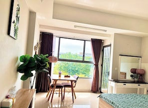 Hypo-allergenic bedding, individually furnished, blackout curtains