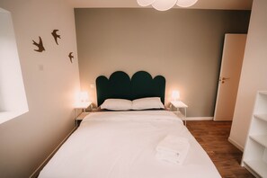 2 chambres, fer et planche à repasser, accès au Wi-Fi (inclus)