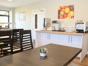 Dining - The Beacon at Marine Court (Littlehampton)