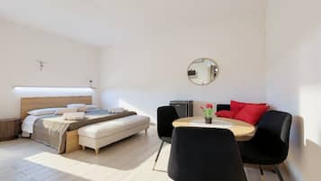 1 habitación, wifi y ropa de cama