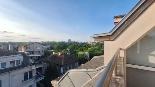  Ahinora Luxury 2-Bedroom Apartment in enchanting Plovdiv – Close to Center, AC