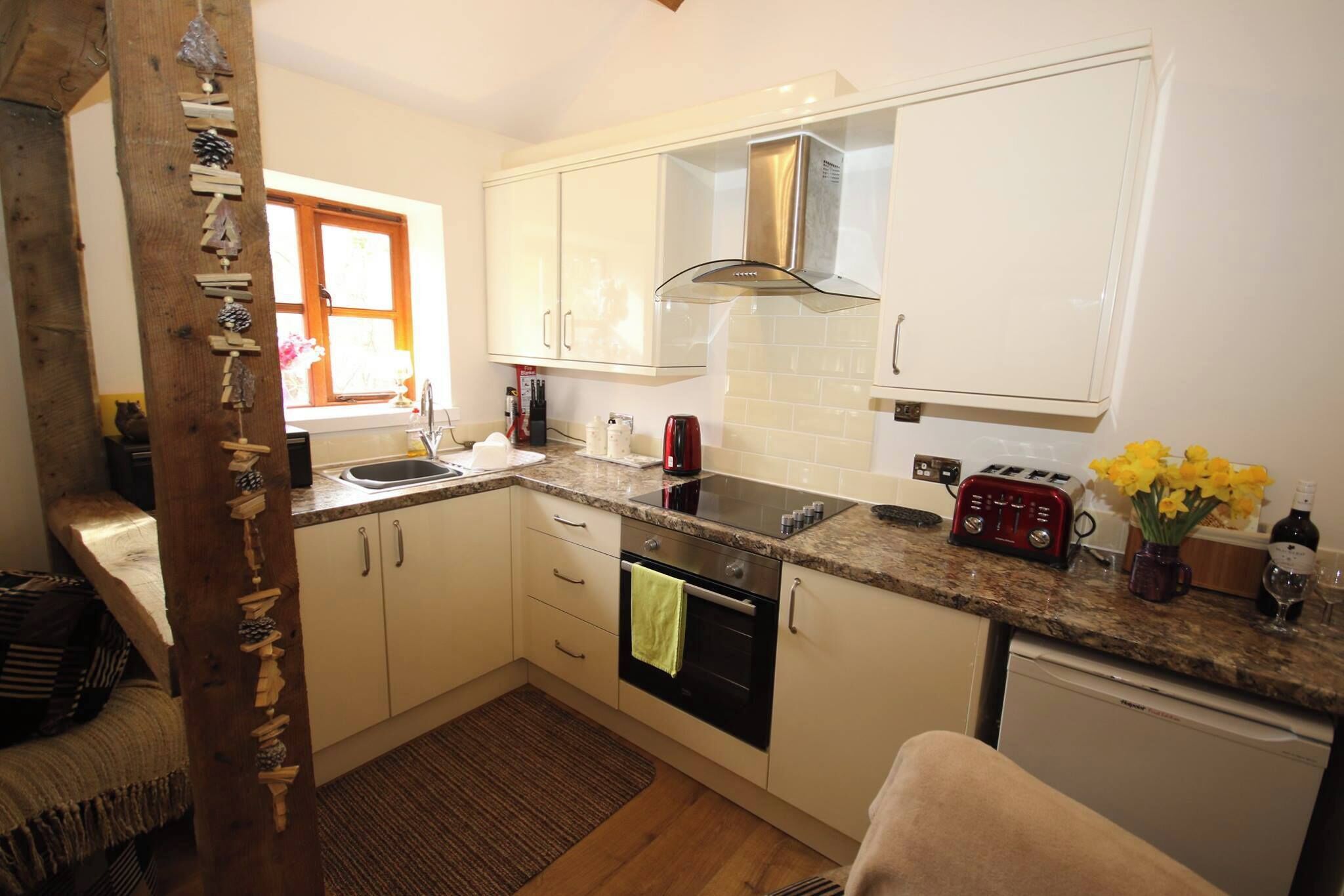 ميكروويف، فرن، موقد طهي مسطح، غسالة أطباق