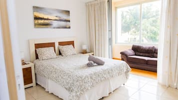 3 chambres, fer et planche Ă repasser, Wi-Fi, draps fournis