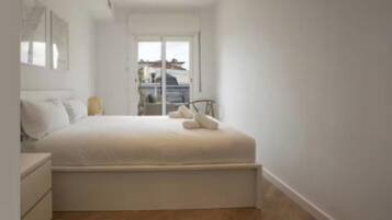 3 slaapkamers, een bureau, een strijkplank/strijkijzer, gratis wifi