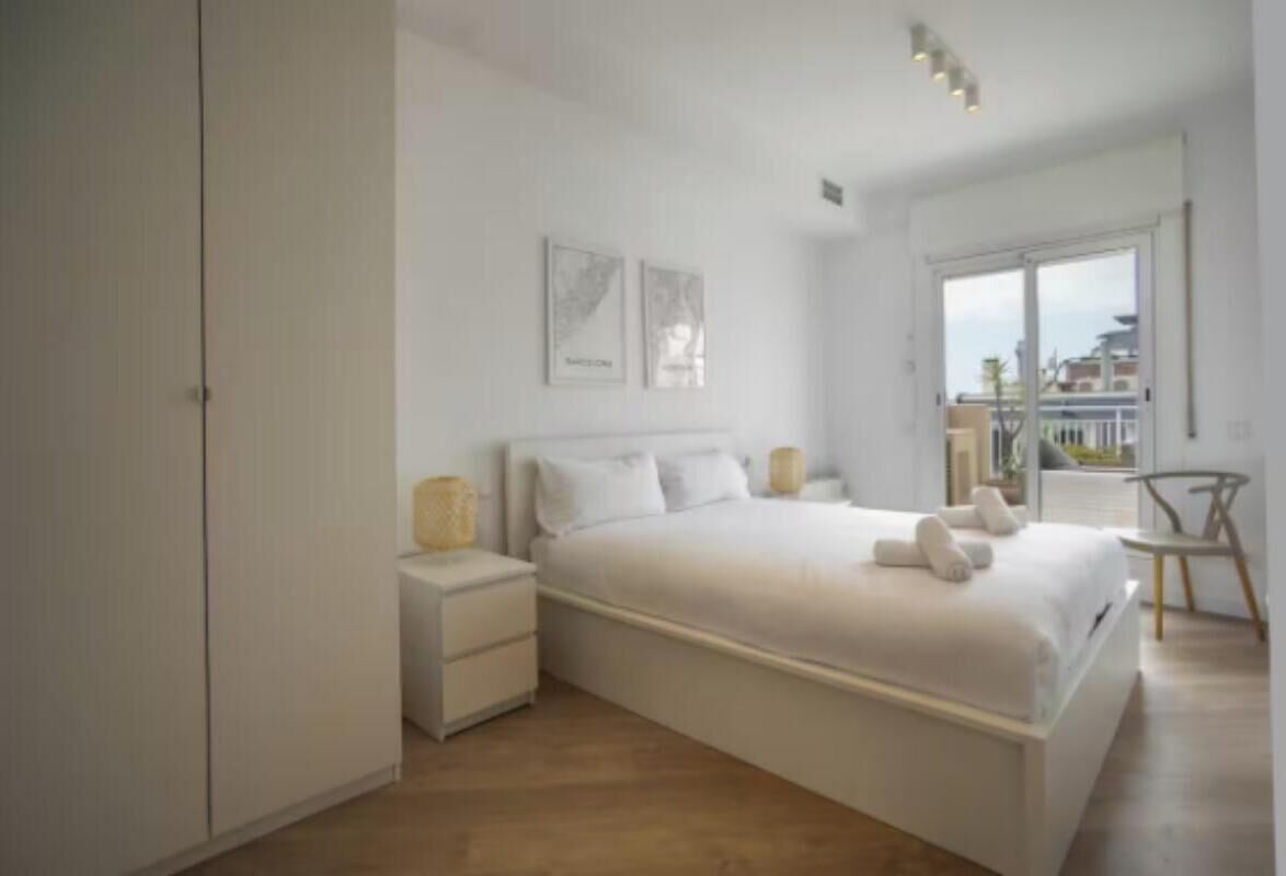 3 slaapkamers, een bureau, een strijkplank/strijkijzer, gratis wifi