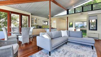 تلفزيون ذكي