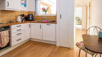 Cottage | Interior