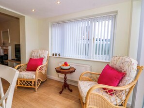 Living area - The Warren (Chester)