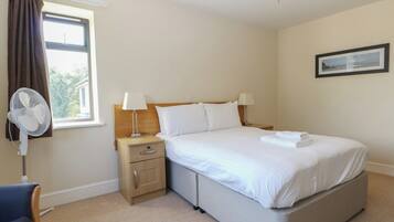 1 bedroom, individually decorated, individually furnished, free WiFi