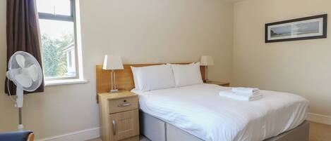1 bedroom, individually decorated, individually furnished, free WiFi