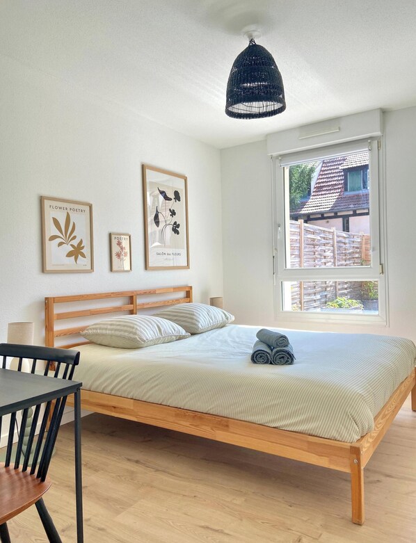 1 bedroom, iron/ironing board, WiFi, bed sheets