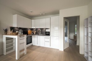 Microwave, oven, dishwasher