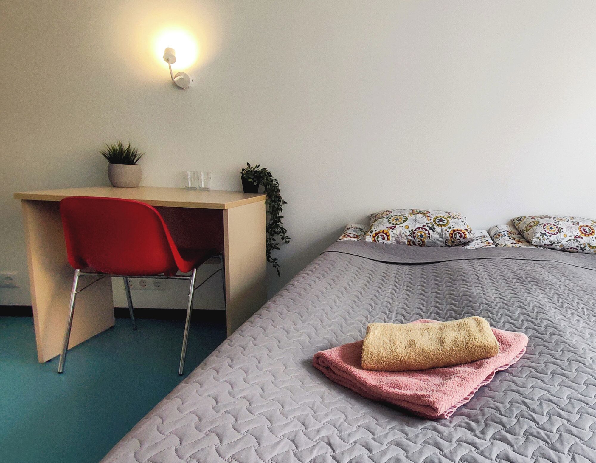 家庭房, 公园景观 | 办公桌、笔记本电脑工作区、熨斗/熨板、免费 WiFi