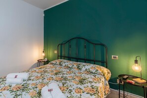 Bügeleisen/Bügelbrett, WLAN, Bettwäsche