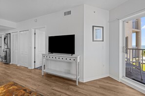 Interior - 2BR/2BA Beach Condo: Pool & Full Kitchen (Treasure Island)