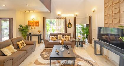 Billionare's Glasshouse 5BHk Spacez Luxury Villa