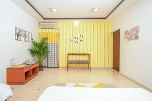 5 Schlafzimmer, Bügeleisen/Bügelbrett, WLAN, Bettwäsche