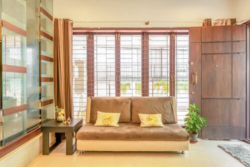 Billionare's Glasshouse 5BHk Spacez Luxury Villa