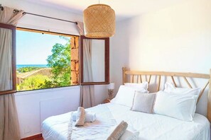 5 soverom, strykejern/-brett, reiseseng for barn og wi-fi