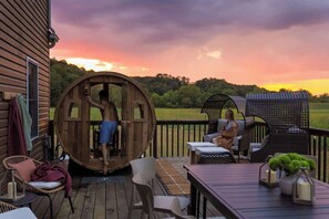 Outdoor dining - Stoneveil Retreat | Pond • Hot Tub • Sauna (Logan)