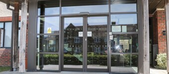 海洋宮日落區飯店  