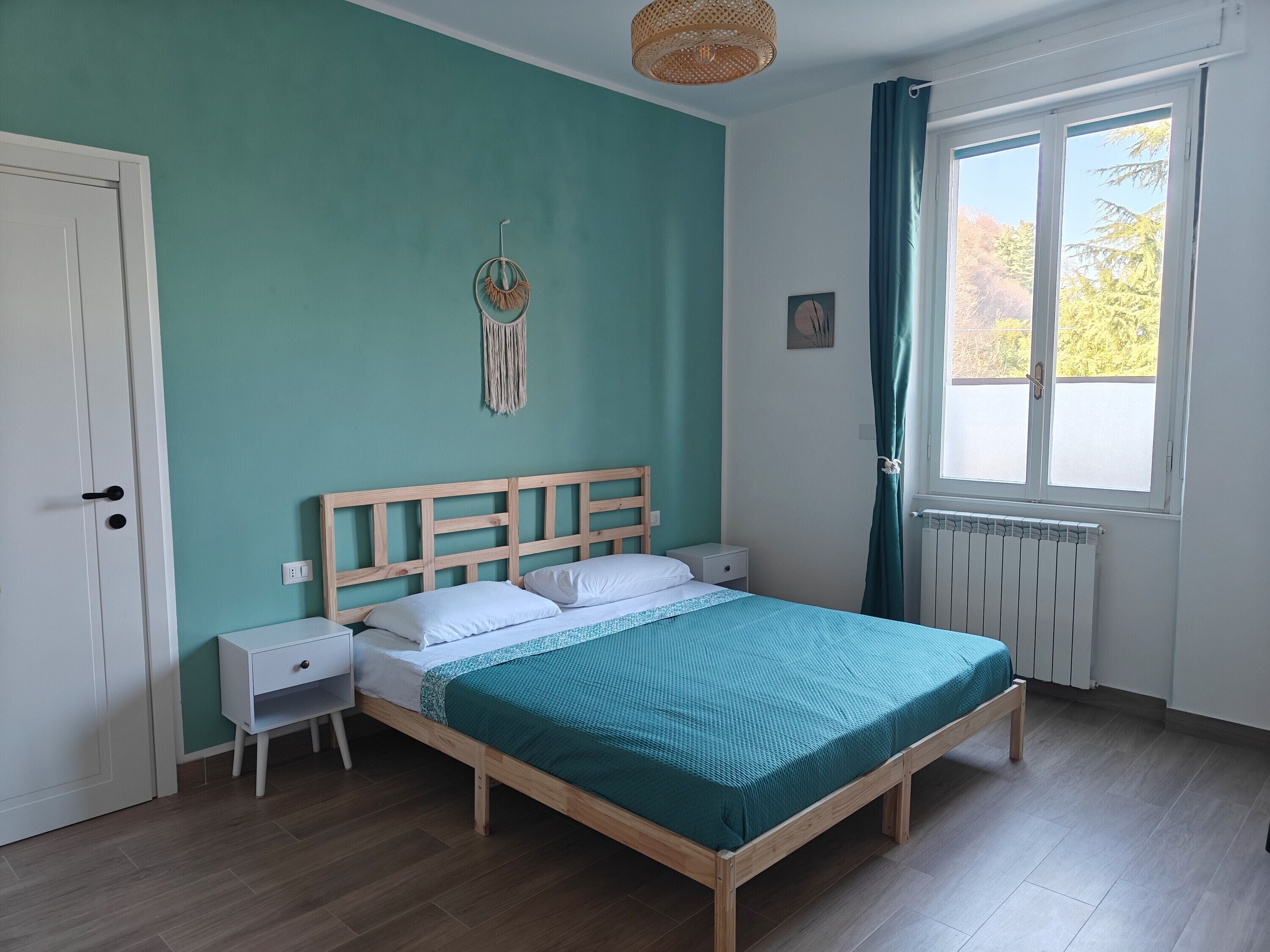 2 chambres, bureau, Wi-Fi, literie fournie