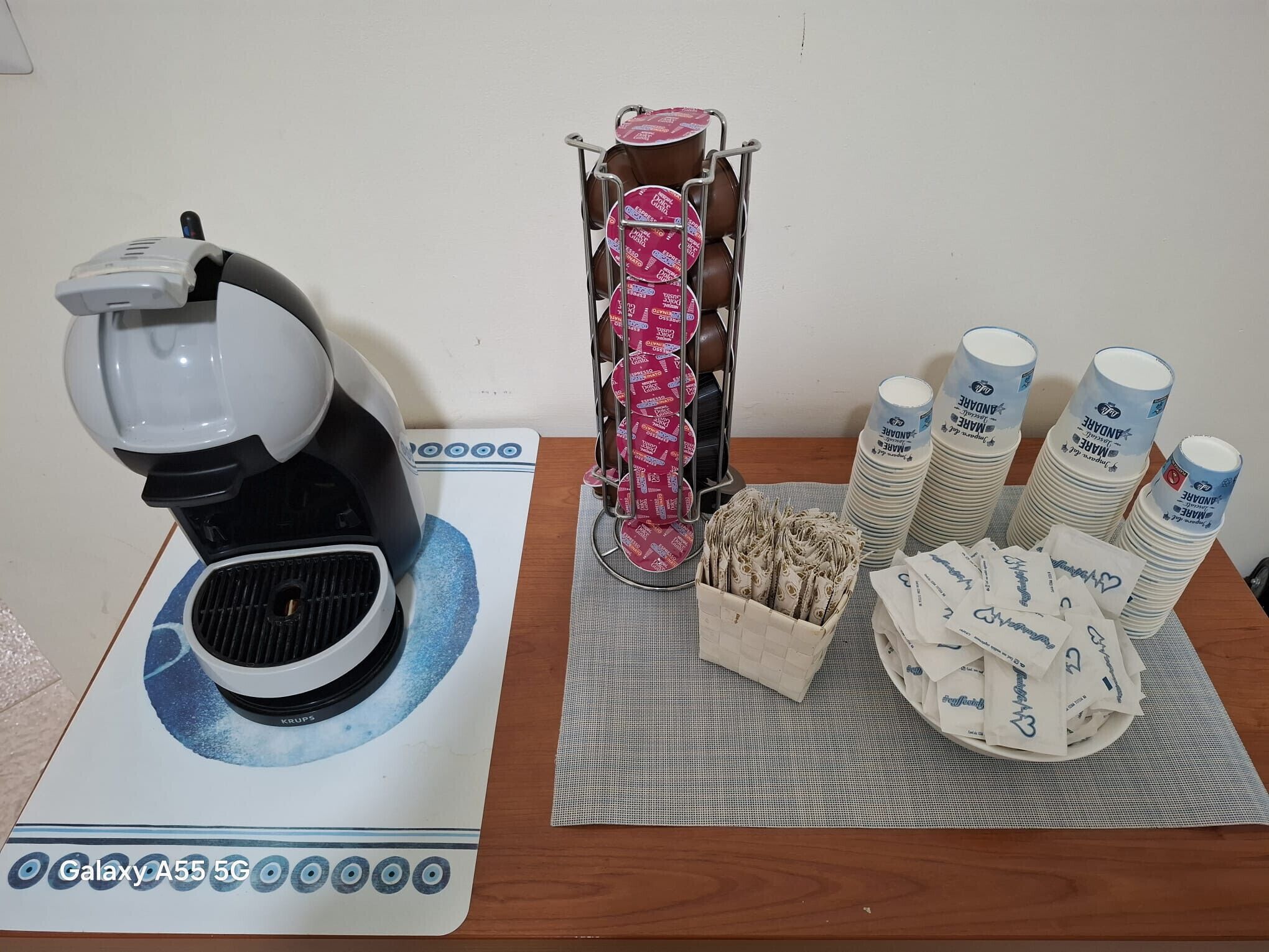 Kaffee und/oder Kaffeemaschine