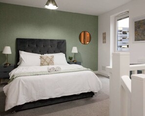 Desk, iron/ironing board, WiFi, bed sheets - Wakefield Hideaway – 2BR Comfort for 4 (Wakefield)