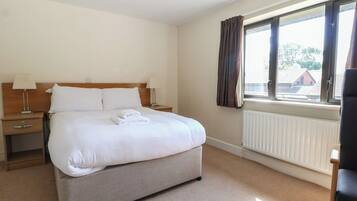 1 bedroom, individually decorated, individually furnished, free WiFi