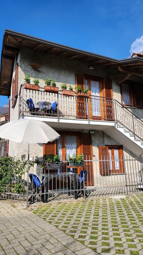 Laura's House, a detached house 5 km from Varenna