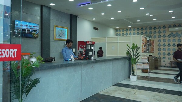 Hotel Holiday Fun Resort - Haryana