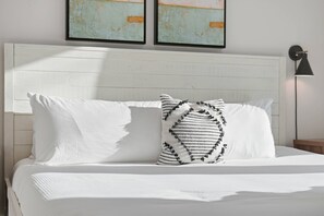 7 habitaciones, escritorio, tabla de planchar con plancha y wifi gratis 