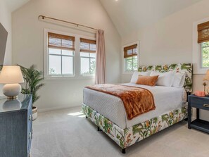 5 chambres, fer et planche à repasser, Wi-Fi, literie fournie