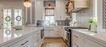 A Dreamy Coastal Cottage! Wellington by the Lake