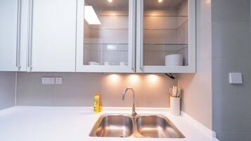 Apartamento superior, 3 habitaciones, balcón, vistas a la ciudad | Cocina privada