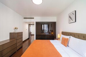 Superior Apartment, 3 Bedrooms, Balcony, City View