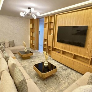 TV - Sérénité Orientale I Apartment in Marrakech (Marrakesh)