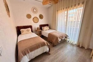 Uklassifisert bilde, 3 av 14, knapp