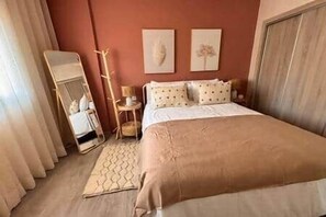 2 chambres, fer et planche Ă repasser, Wi-Fi, draps fournis