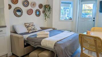 2 bedrooms, iron/ironing board, travel cot, WiFi