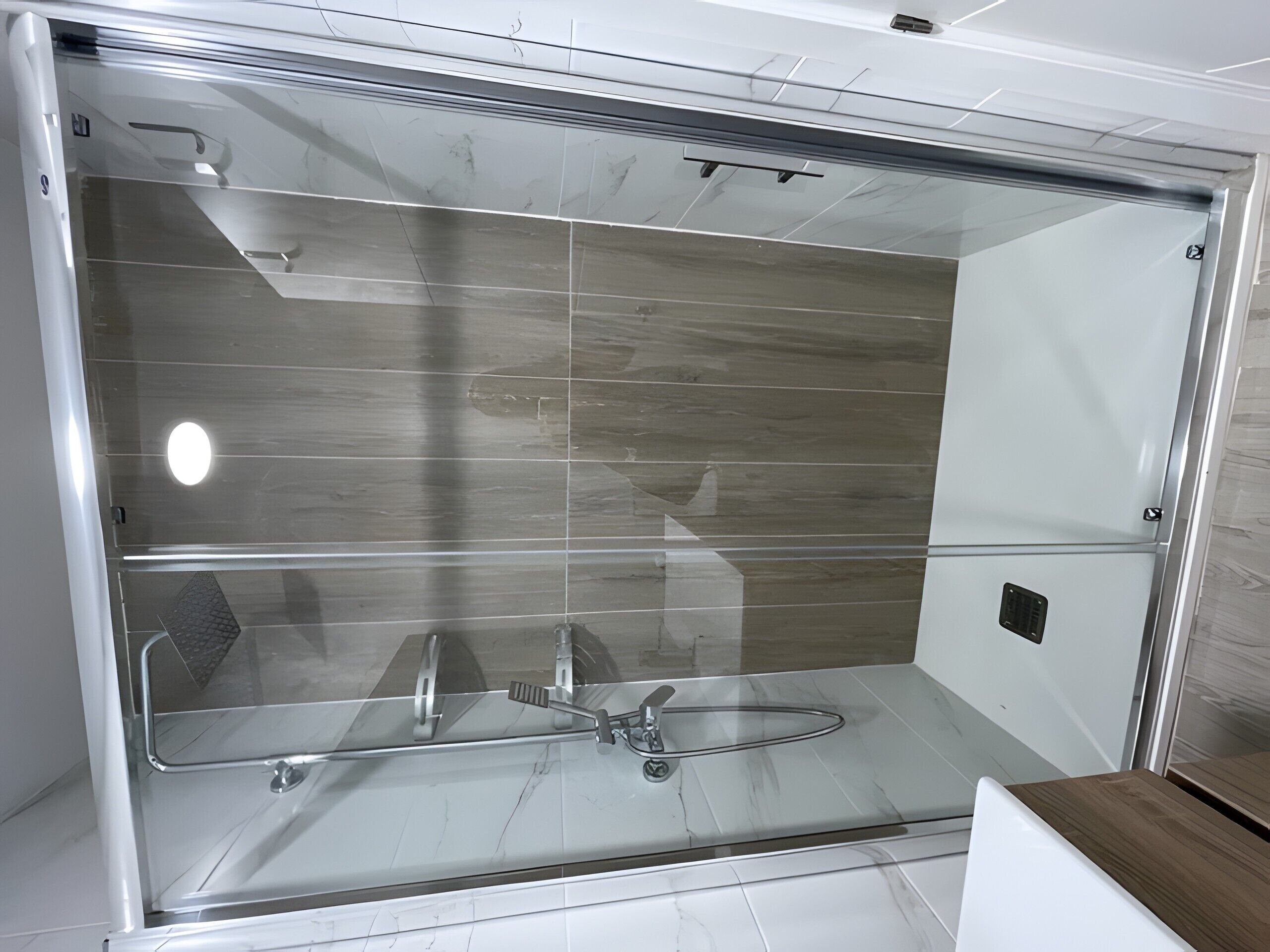 Shower, towels