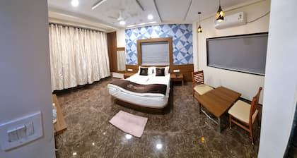 HOTEL ABHIJEET EXECUTIVE