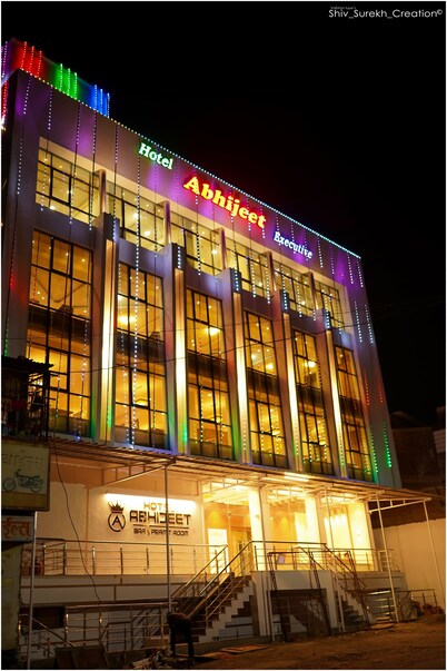 HOTEL ABHIJEET EXECUTIVE