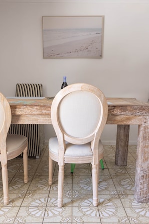 Dining - Romantic Escape - close to airport (Boondall)