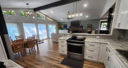 Relax & Recharge at The Nest – Lake Escape with Outdoor Fireplace & Hot Tub