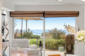 Interior - Solana Tides - New! Remodeled Oceanfront Condo (Solana Beach)